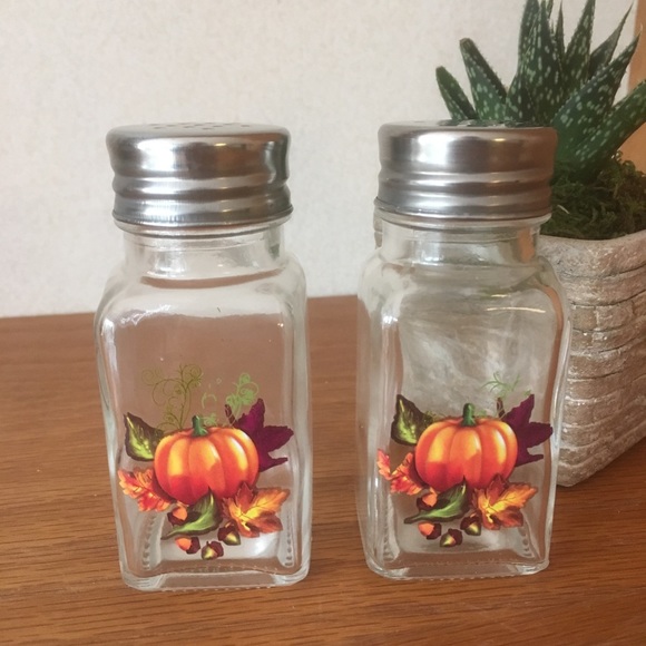 Other - Fall Halloween Pumpkin Salt and Pepper Shakers